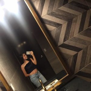 Meet your Posher, Fatima